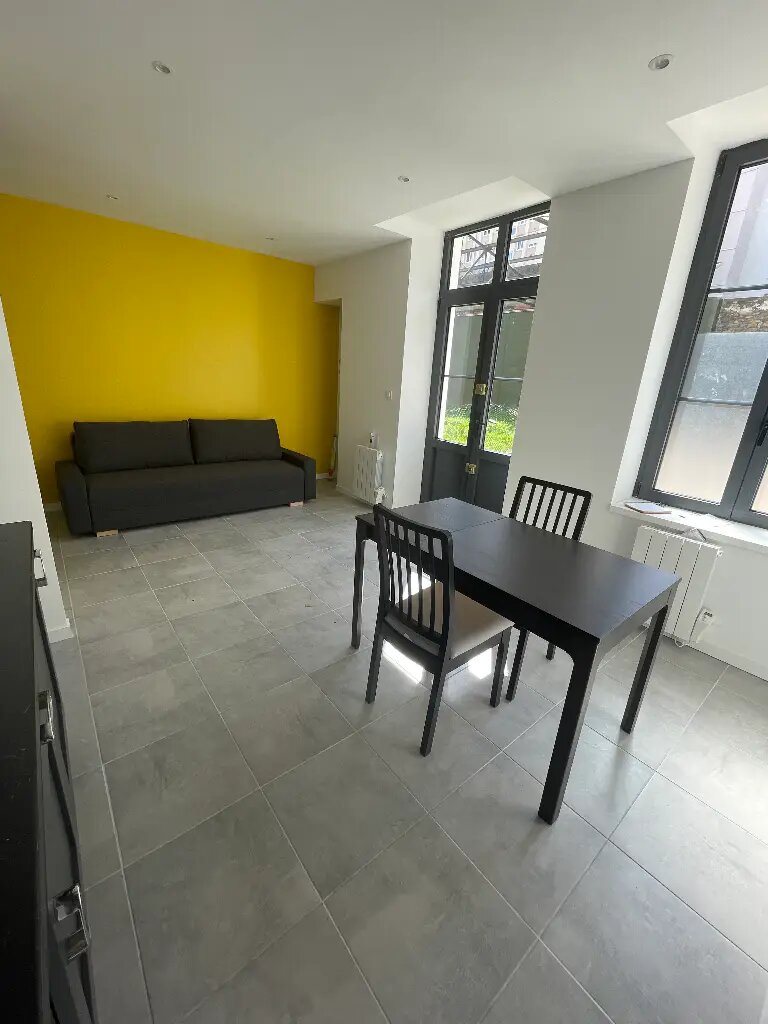 Appartement à louer, 25m², Saint-Étienne