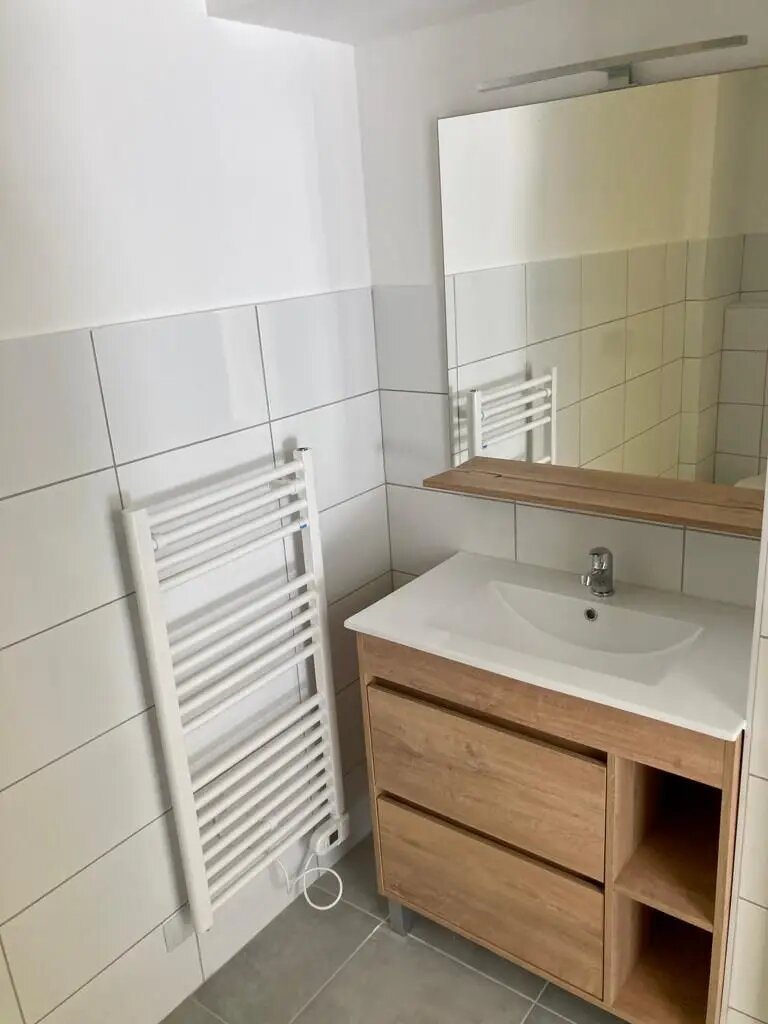 Appartement à louer, 25m², Saint-Étienne