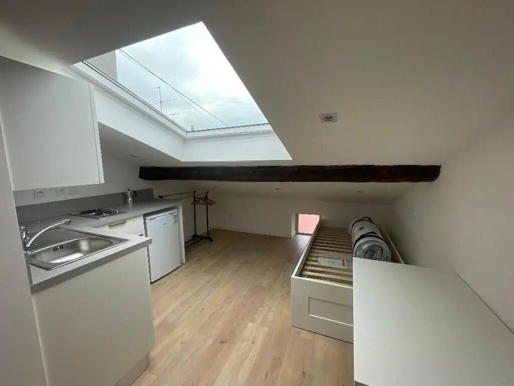 Appartement à louer, 12m², Saint-Étienne
