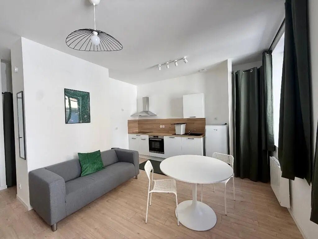 Appartement à louer, 42m², Saint-Etienne