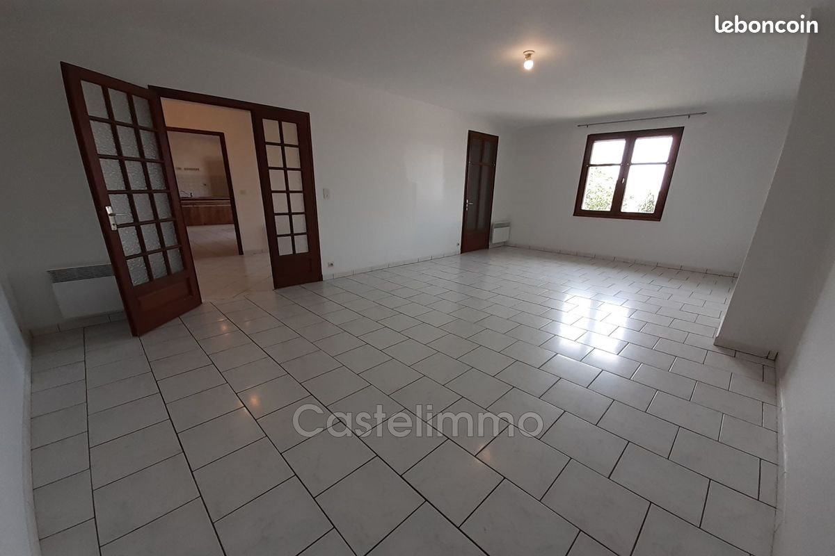 Appartement à louer, 129m², Lavit
