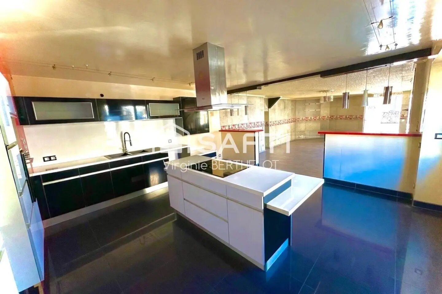 Maison à vendre, 165m², Bressuire