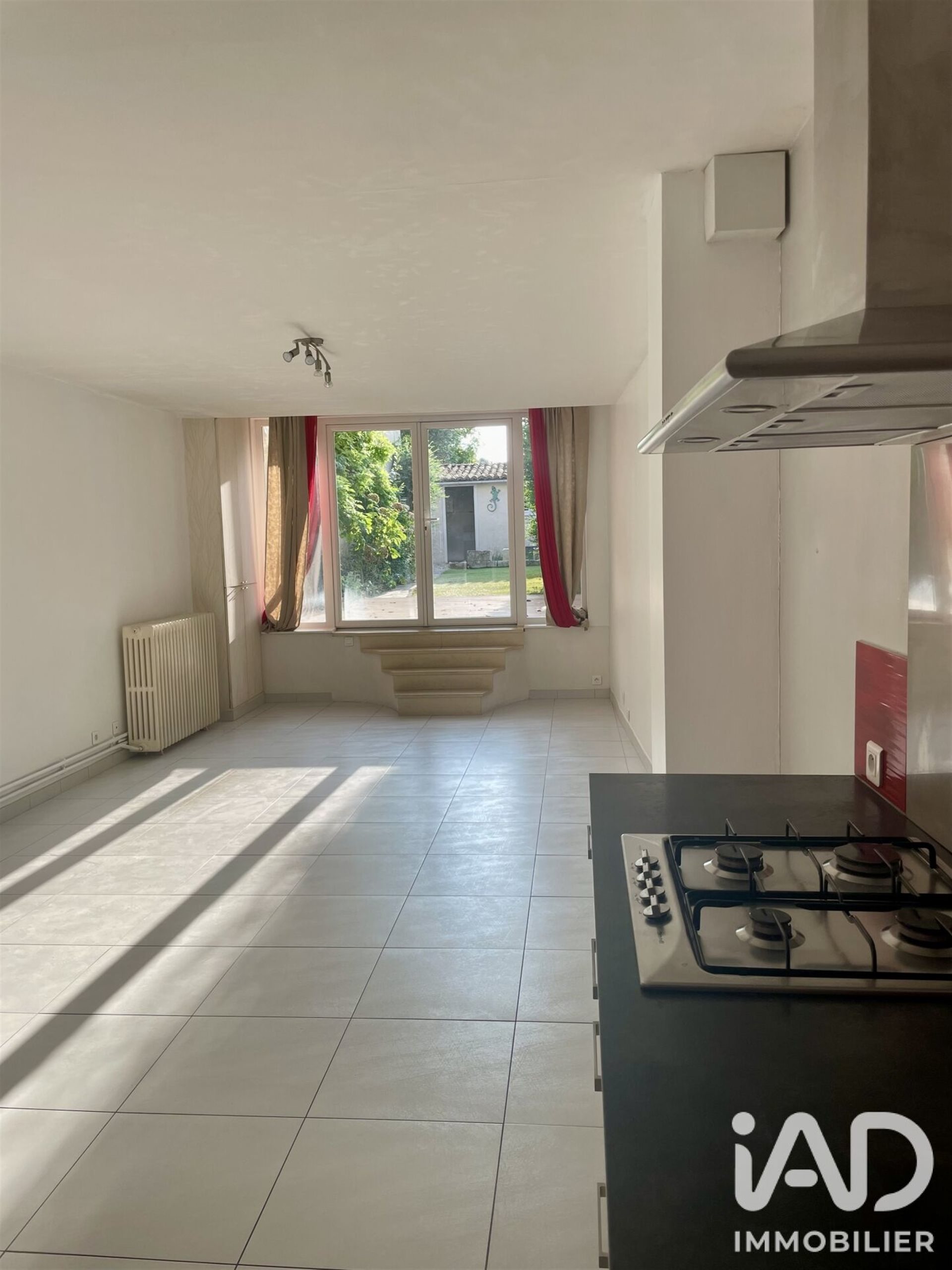 Maison à vendre, 92m², Saintes