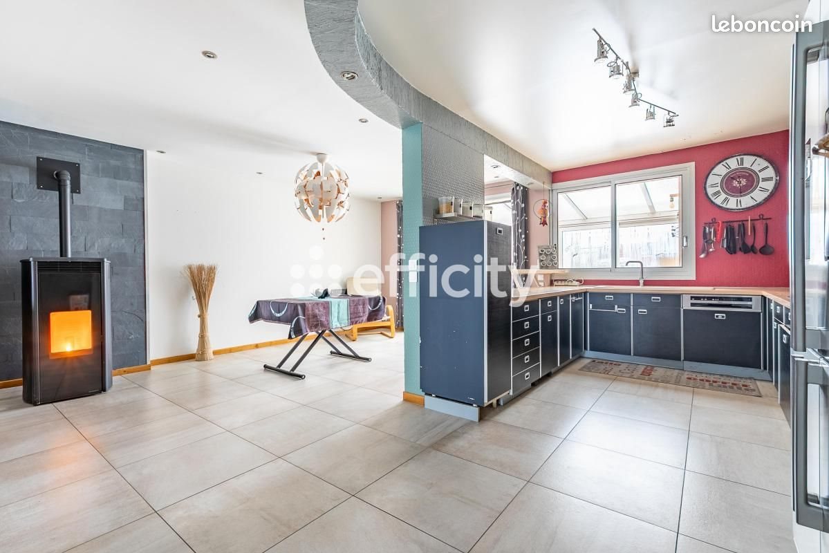 Maison à vendre, 133m², Crépy-en-Valois