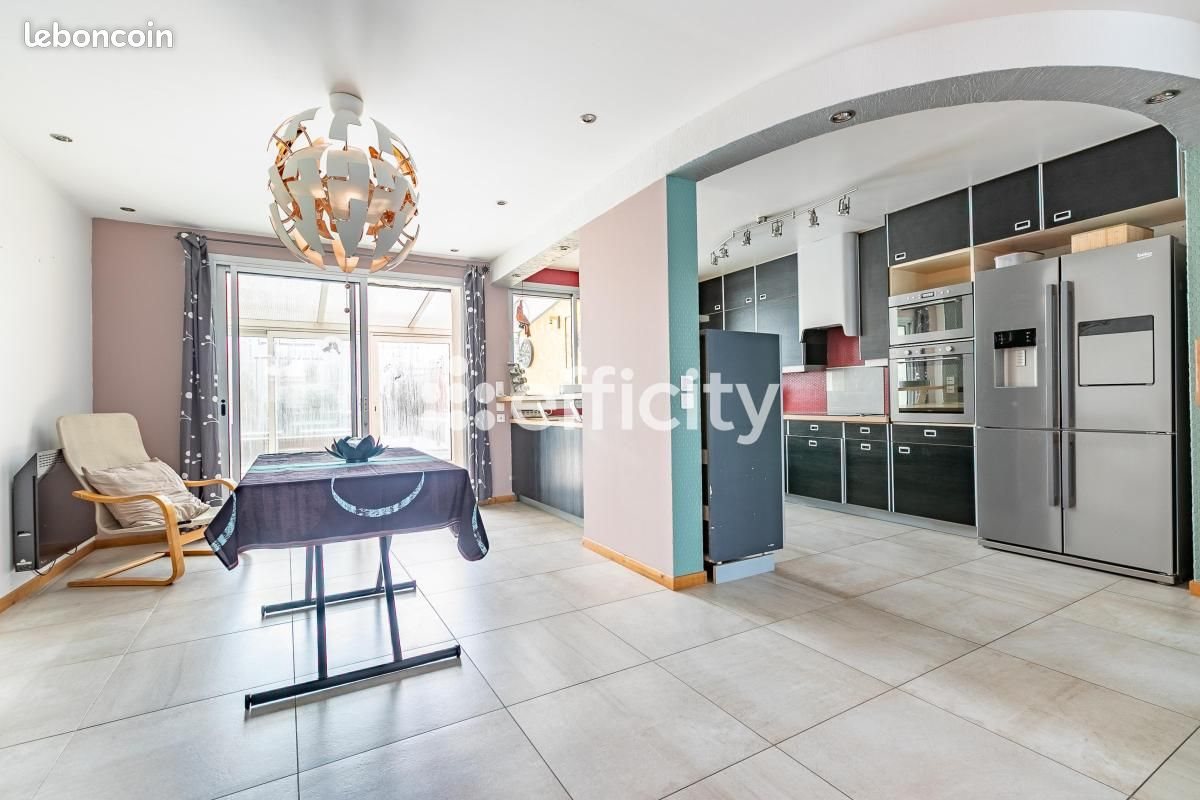 Maison à vendre, 133m², Crépy-en-Valois