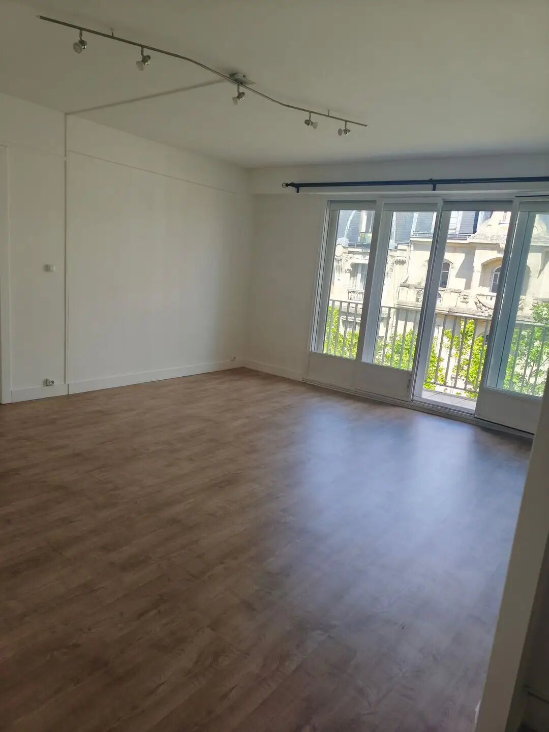 Appartement à louer, 49m², Clichy