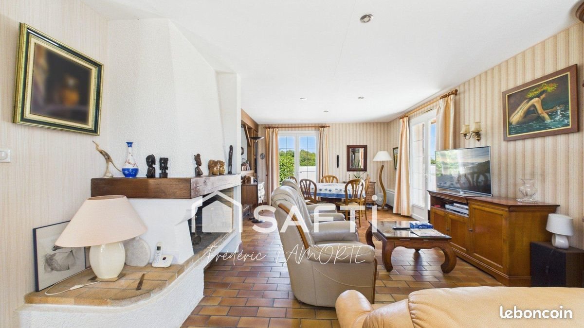 Maison à vendre, 105m², Bourgneuf