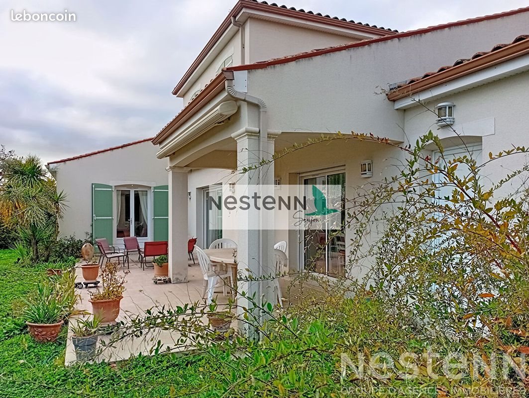 Maison à vendre, 185m², Cozes