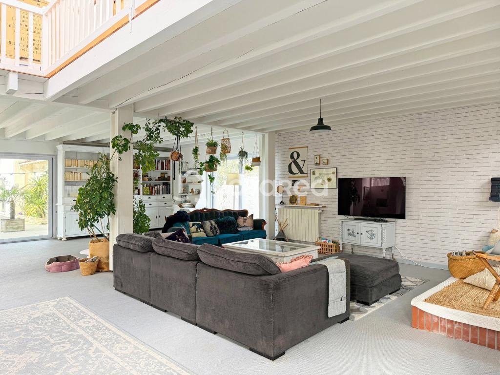 Appartement à vendre, 471m², Pau