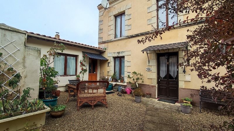 Maison à vendre, 135m², Brion-près-Thouet