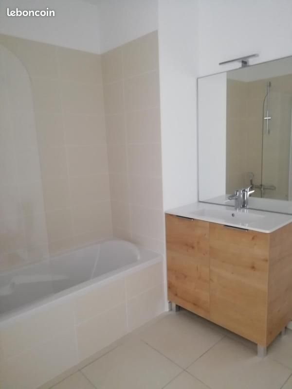 Appartement à louer, 74m², Rillieux-la-Pape