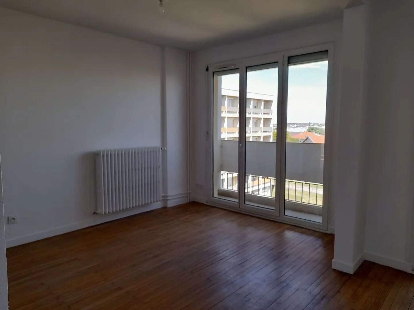 Appartement à louer, 71m², Bron