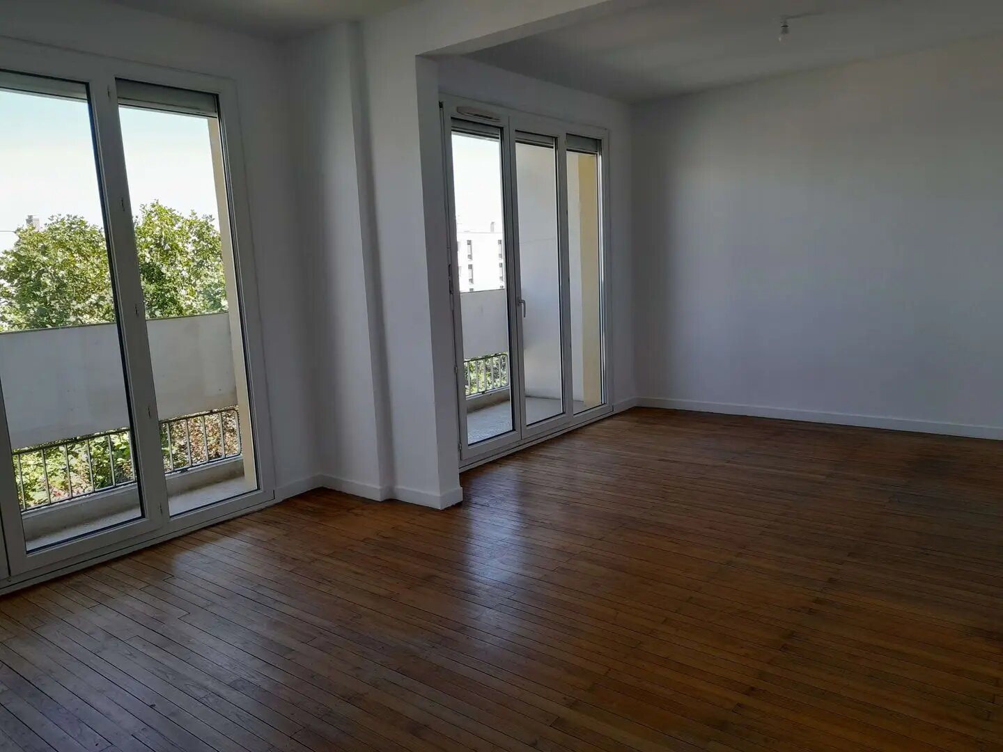 Appartement à louer, 71m², Bron