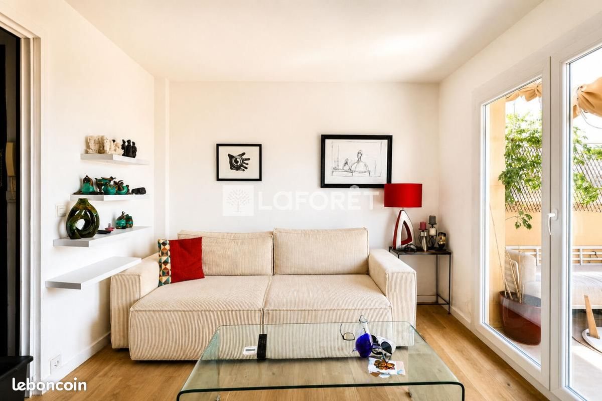 Appartement à louer, 45m², Antibes