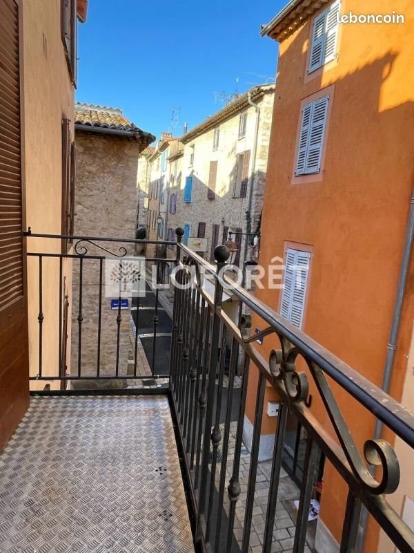 Appartement à louer, 34m², Valbonne