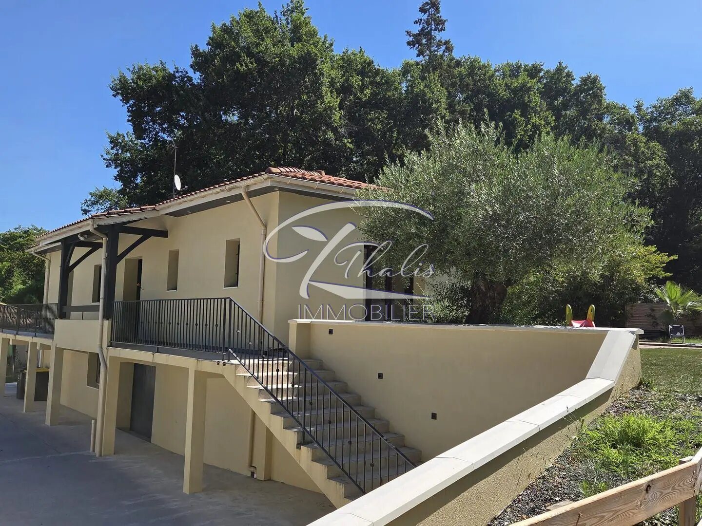 Maison à vendre, 242m², Bonnetan