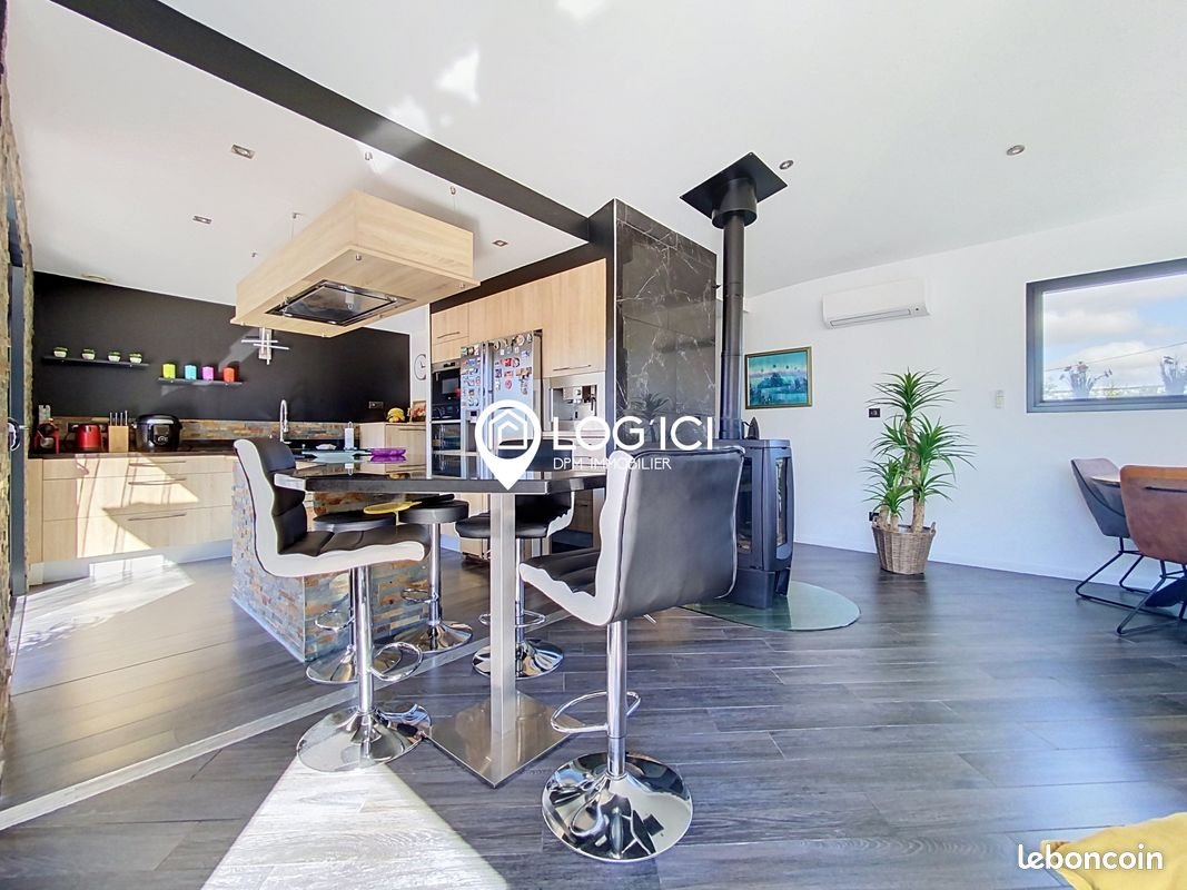Maison à vendre, 137m², Morlaàs