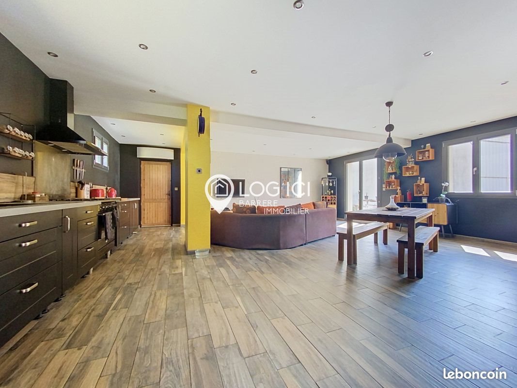 Maison à vendre, 208m², Morlaàs