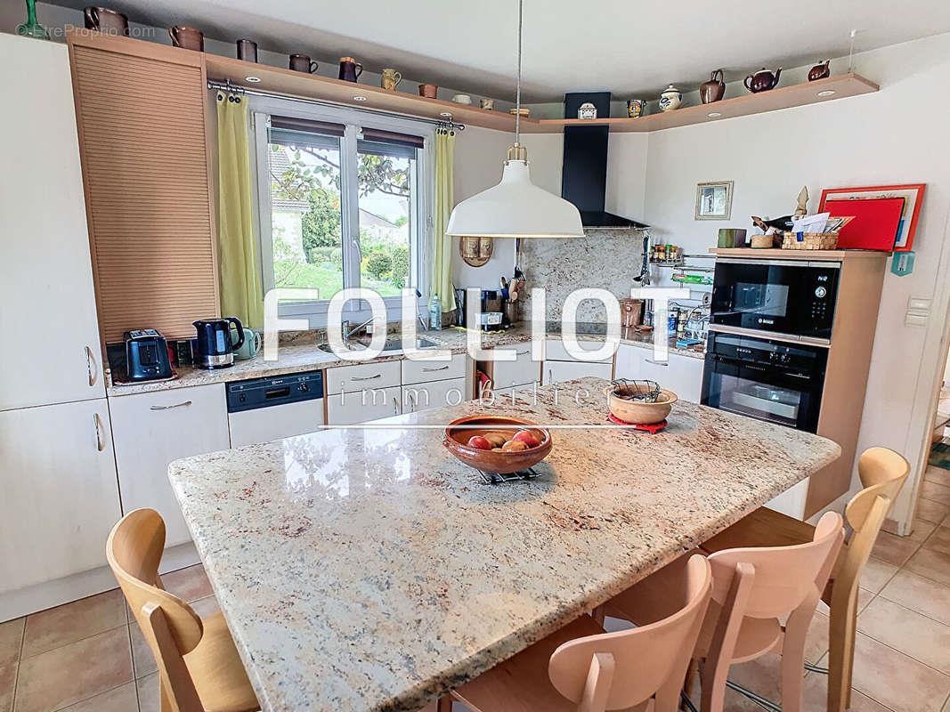Maison à vendre, 139m², Bayeux