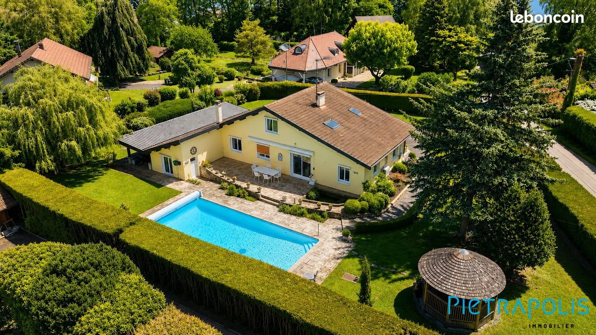 Maison à vendre, 173m², Saint-Genis-Pouilly