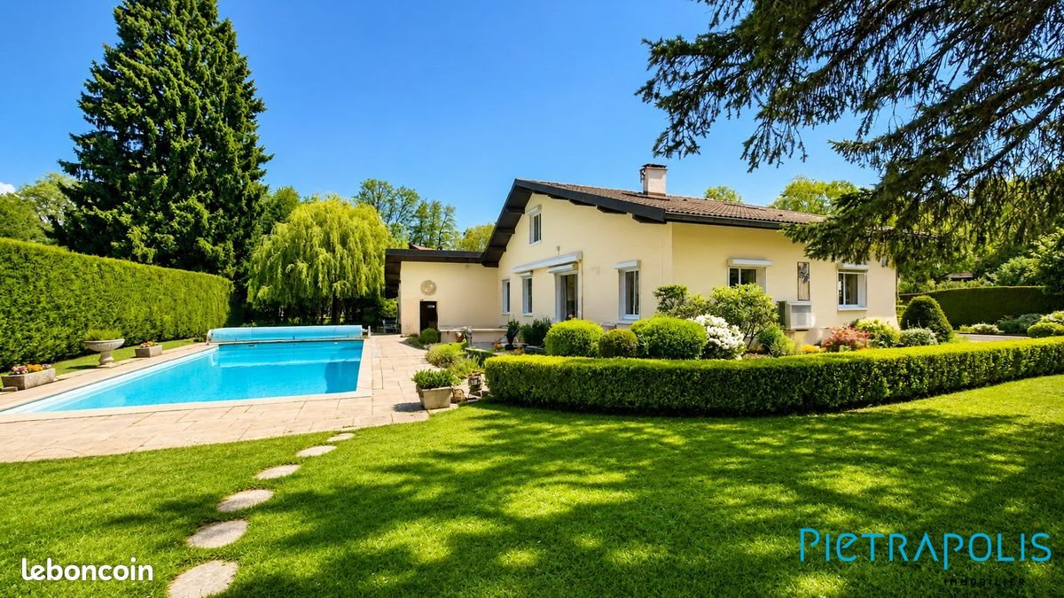 Maison à vendre, 173m², Saint-Genis-Pouilly