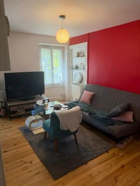 Appartement à louer, 63m², Pont-Evêque