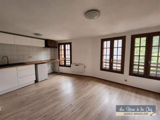 Advert pic 0