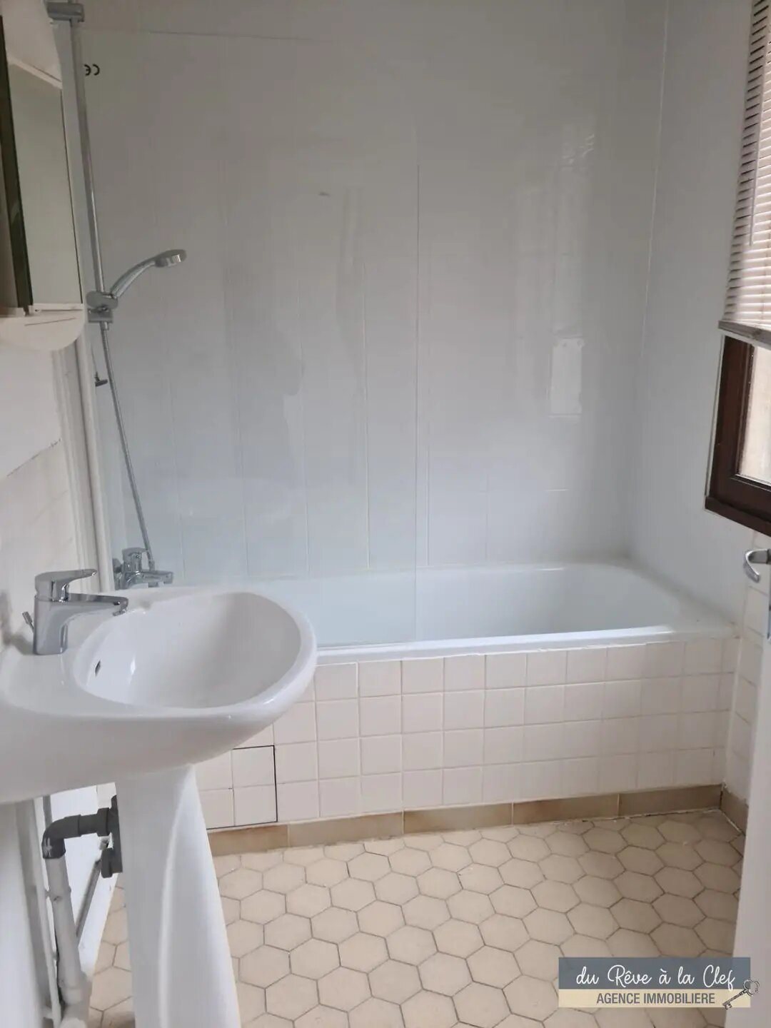 Maison à louer, 77m², Thiberville