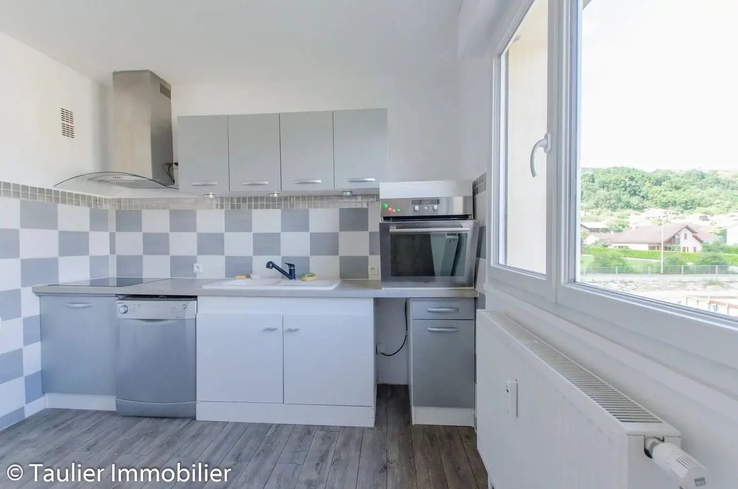 Appartement à louer, 84m², Vinay