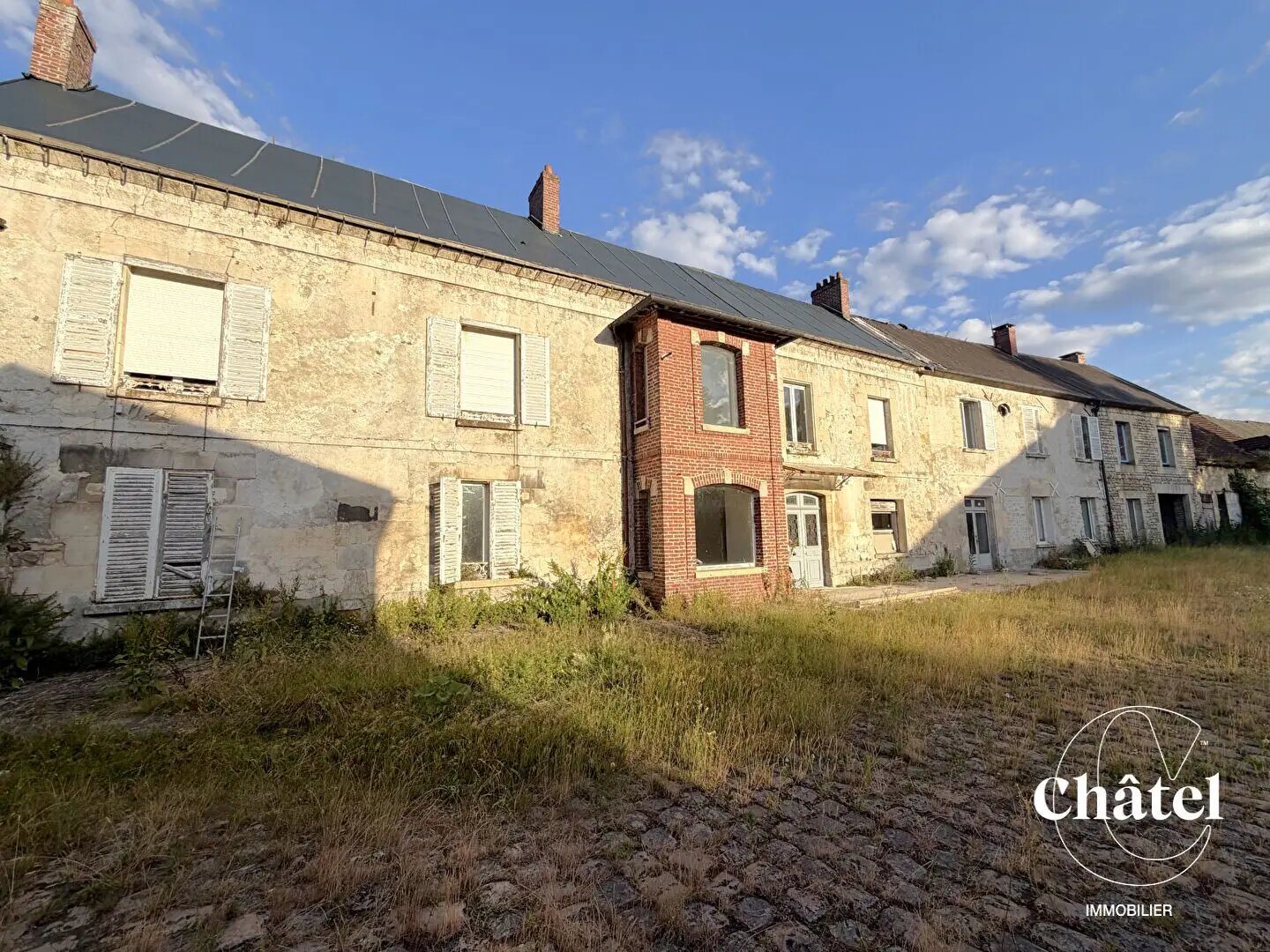 Maison à vendre, 1000m², Nanteuil-le-Haudouin