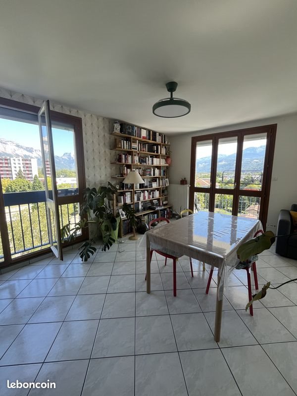 Appartement à louer, 104m², Saint-Martin-d'Hères