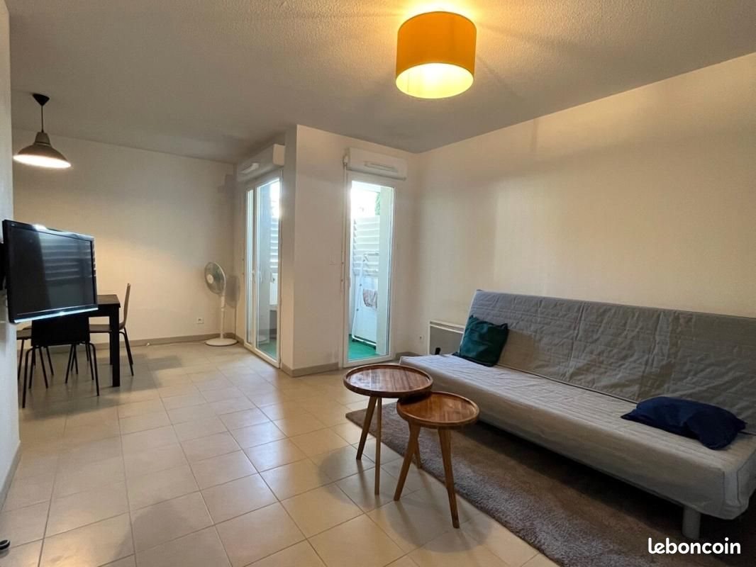 Appartement à louer, 29m², Istres