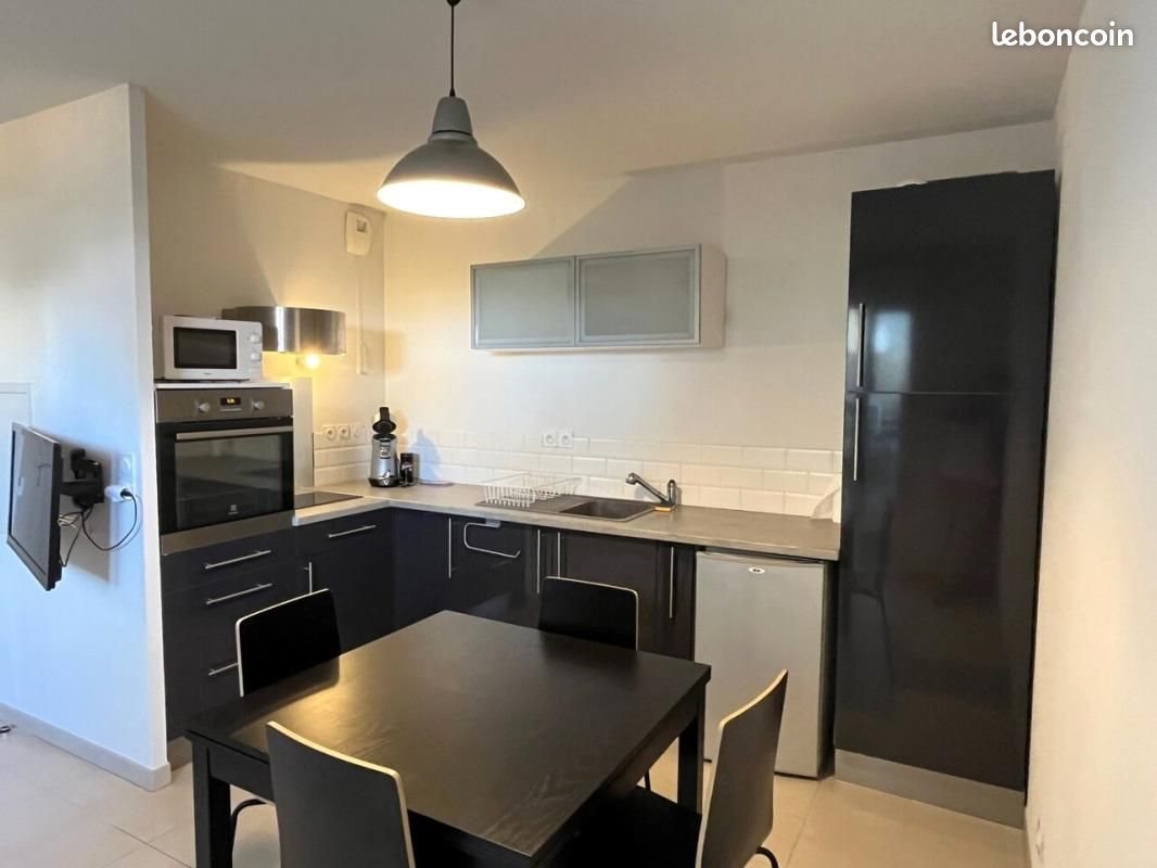 Appartement à louer, 29m², Istres