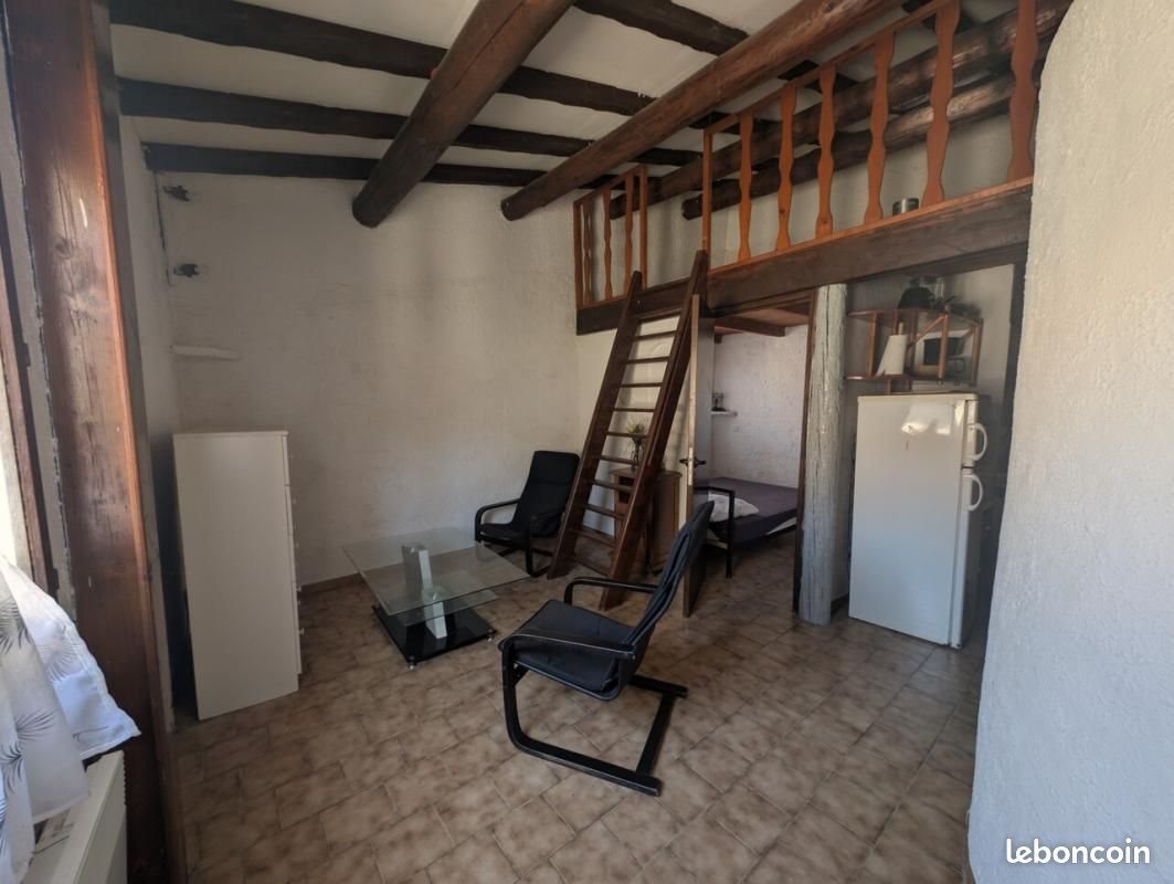 Appartement à louer, 28m², Istres
