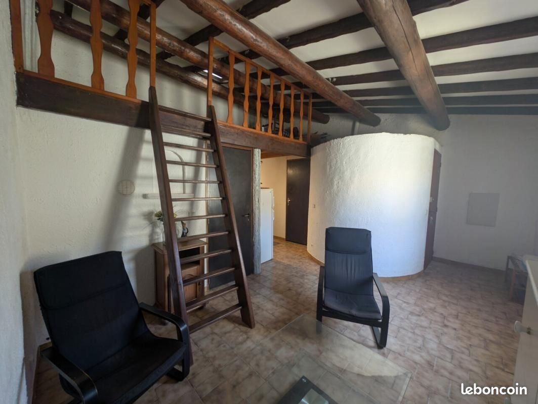 Appartement à louer, 28m², Istres
