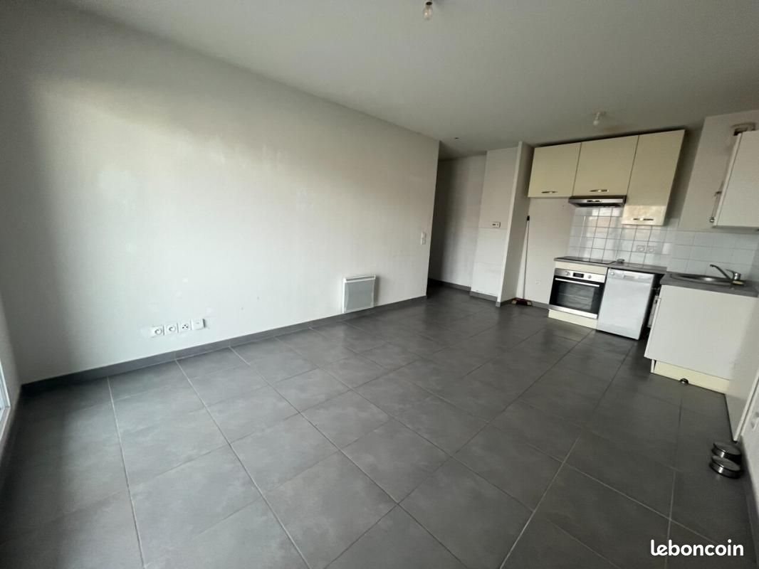 Appartement à louer, 58m², Istres