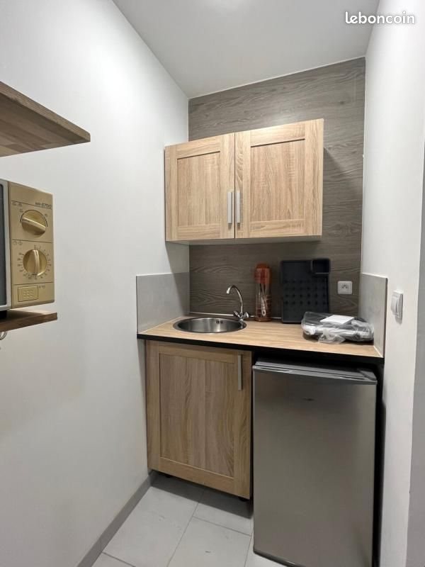 Appartement à louer, 11m², Istres