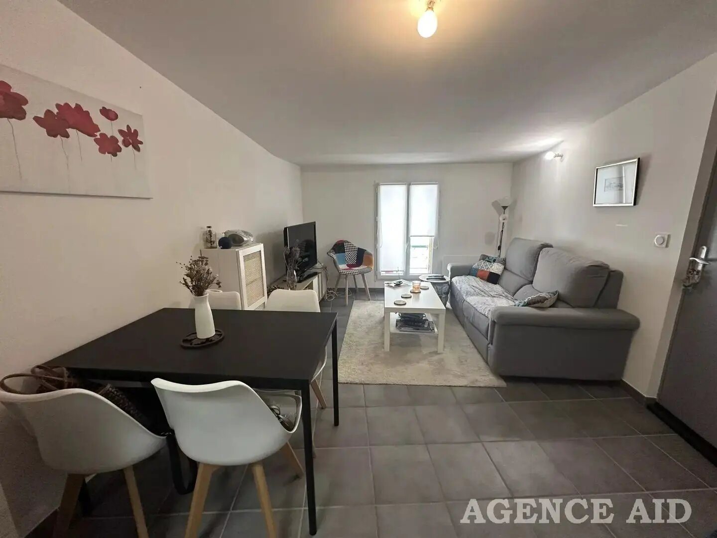 Appartement à louer, 43m², Cuges-les-Pins