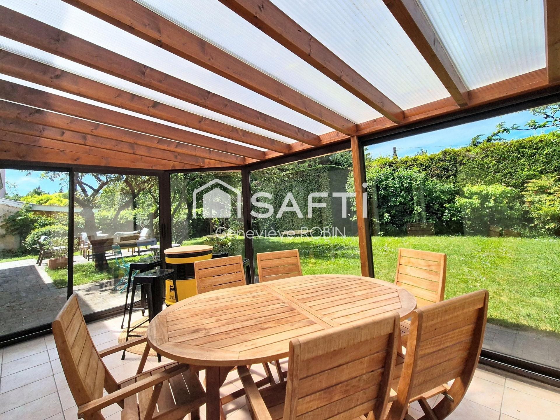 Maison à vendre, 148m², Sainte-Consorce