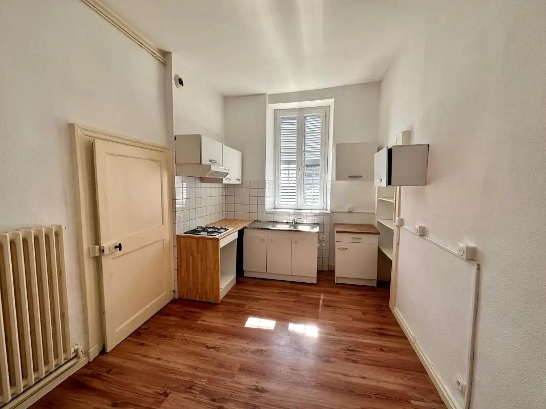 Appartement à louer, 119m², Yenne
