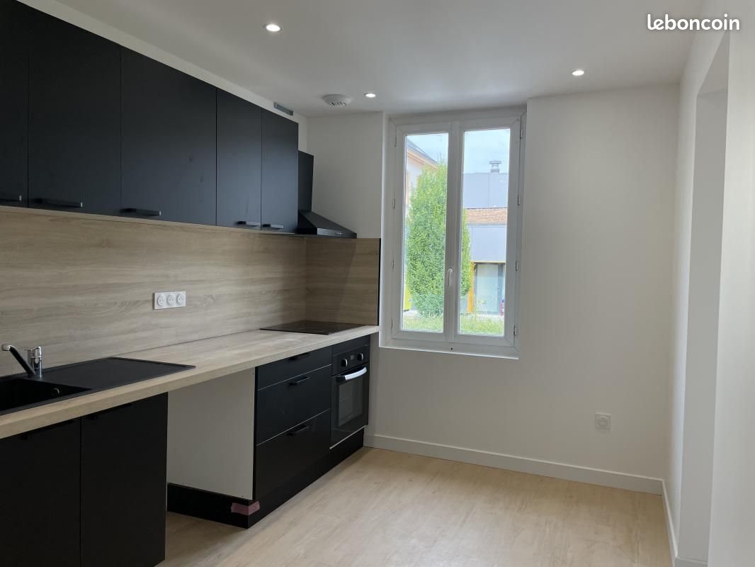 Appartement à louer, 61m², Saint-Genix-les-Villages