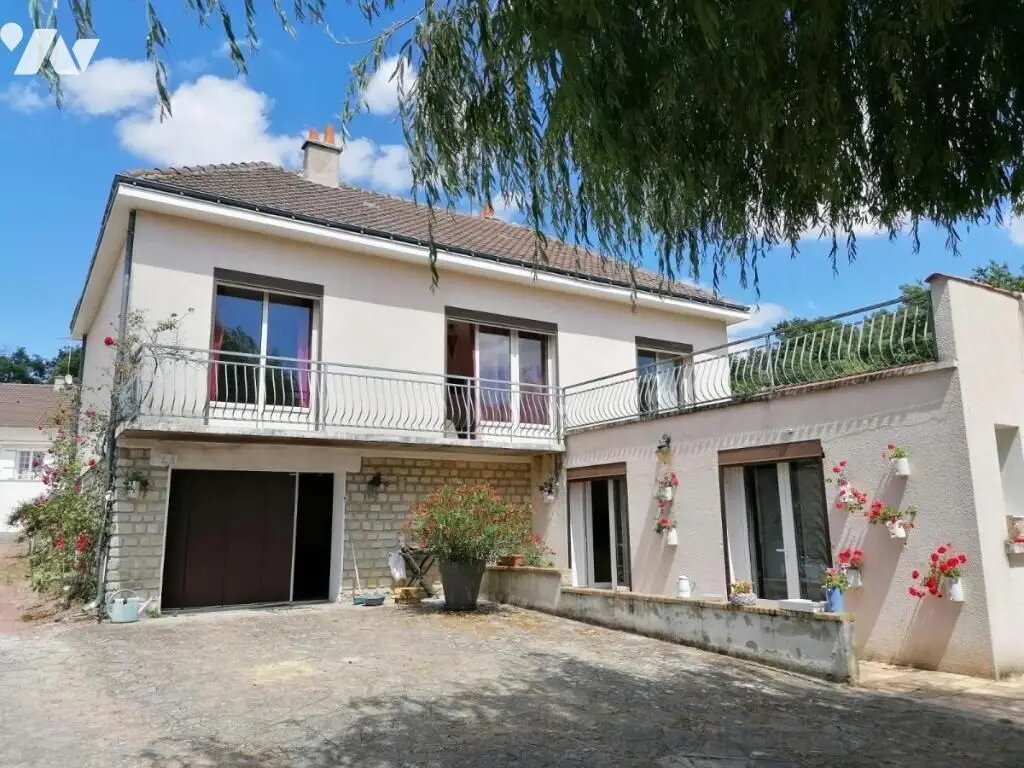 Maison à vendre, 137m², La Celle-Saint-Avant