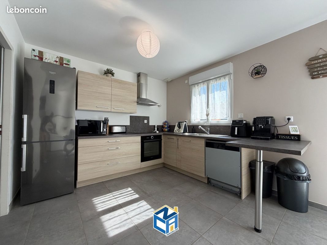Maison à vendre, 87m², Chargé