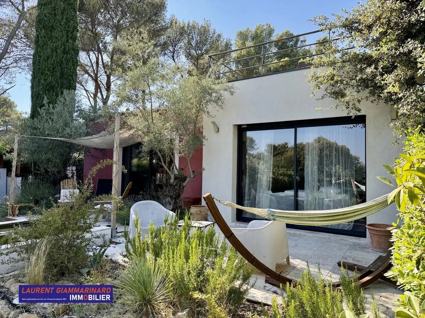 Maison à vendre, 267m², Saint-Marc-Jaumegarde