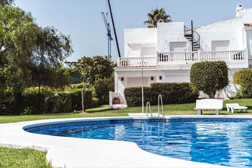 Advert pic 0