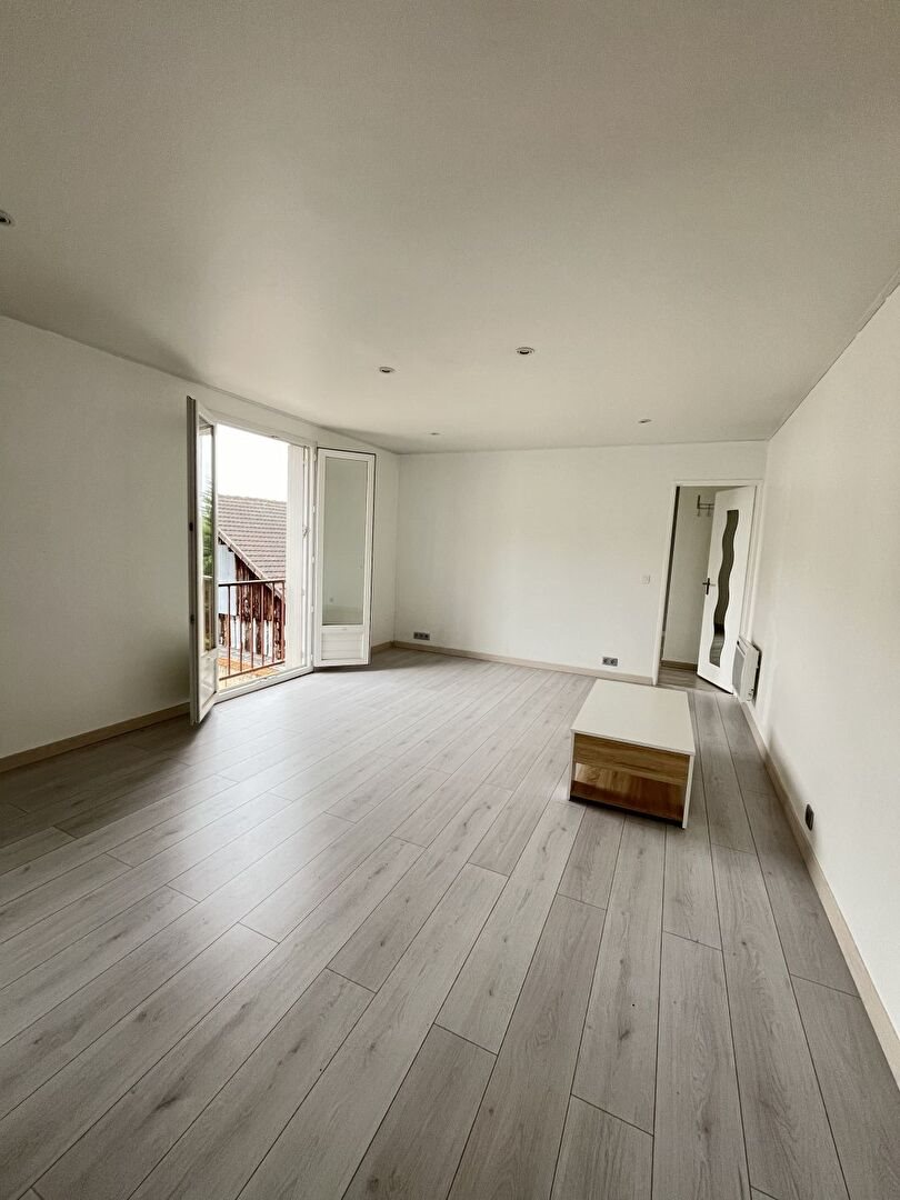 Appartement à louer, 45m², Brie-Comte-Robert