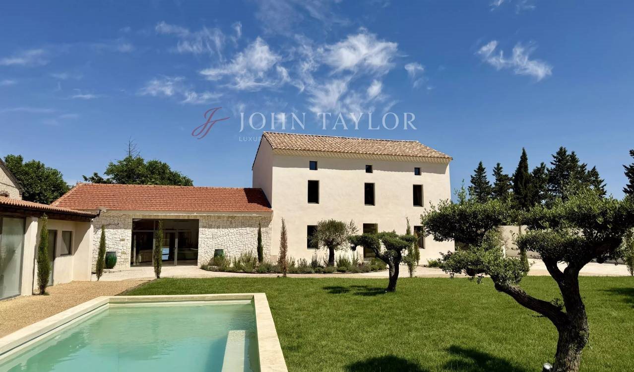 Maison à vendre, 250m², L'Isle-sur-la-Sorgue