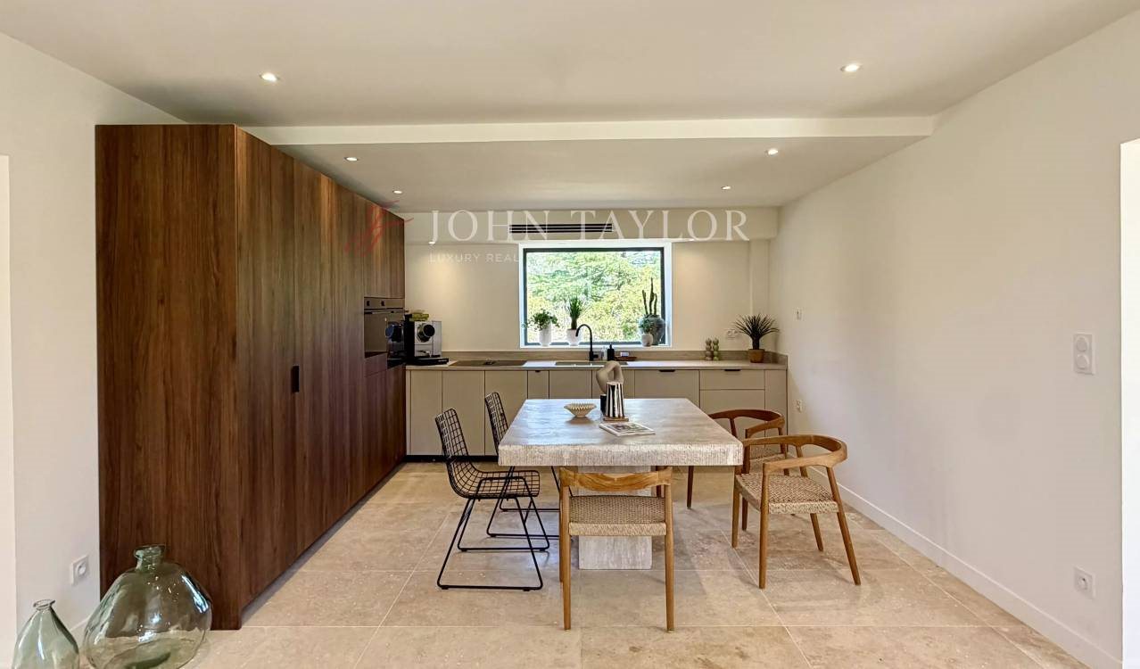 Maison à vendre, 250m², L'Isle-sur-la-Sorgue
