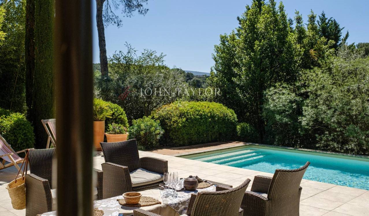 Maison à vendre, 150m², Pernes-les-Fontaines