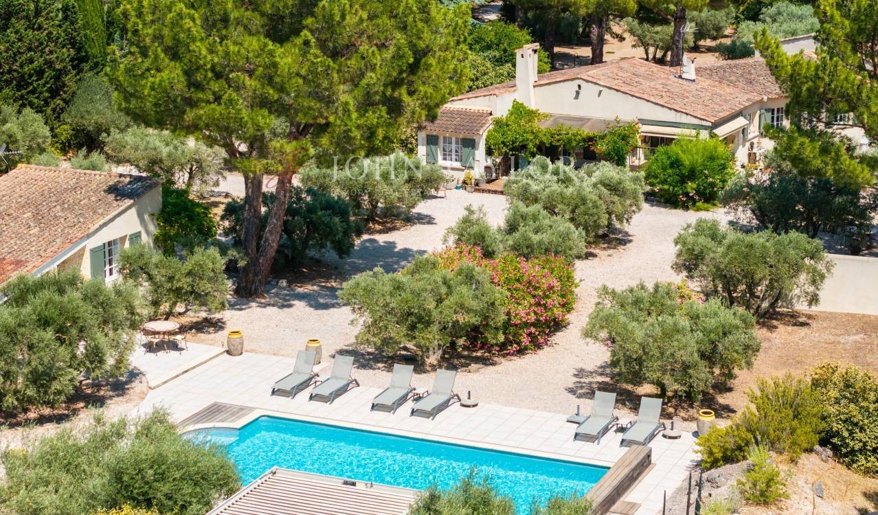 Maison à vendre, 180m², Mouriès